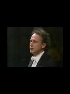 [x]マウリツィオ・ポリーニ／ブラームス : ピアノ協奏曲 第1番 二短調 作品15 《第2楽章》 - YouTube