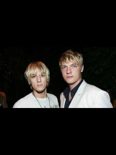 [x]Backstreet Boys honor Aaron Carter midconcert with emotional tribute