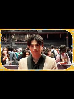 [x]【聖闘士星矢 The Beginning】新田真剣佑「恥ずかしくない肉体に」役作りに自信 レッドカーペットイベント - YouTube