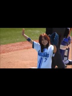 [x]相川七瀬さん始球式！遂にバウアー投手登場 2023.05.03 横浜スタジアム - YouTube